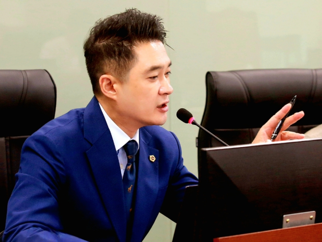 경기도의회 전석훈 의원, 조회수 600배 차이... 경기도 유튜브 'GTV', 운영 실태를 강도 높게 질타 기사 이미지