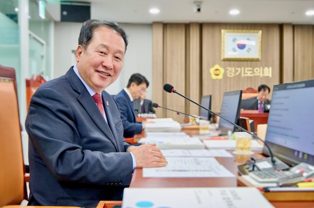 경기도의회 안계일 의원, 공직자 역량 강화 위한 인재개발원 운영 개선 강조 기사 이미지