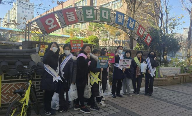 성남시, 개학철 맞아 학교·학원 주변 식품 업소 489곳 점검 기사 이미지