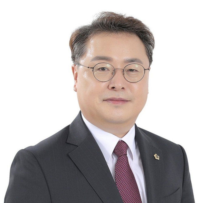 성남시의회 황금석 의원, '전 가구 10만 원 지원 근거 마련 … 에너지 기본 조례 일부개정조례안 상임위 통과' 기사 이미지