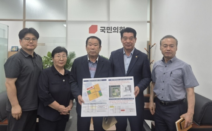 이상호 성남시의원, '고도제한 받는 구역이면 그에 맞는 계획 나와야'… 태평3구역 주민 건의 청취  기사 이미지