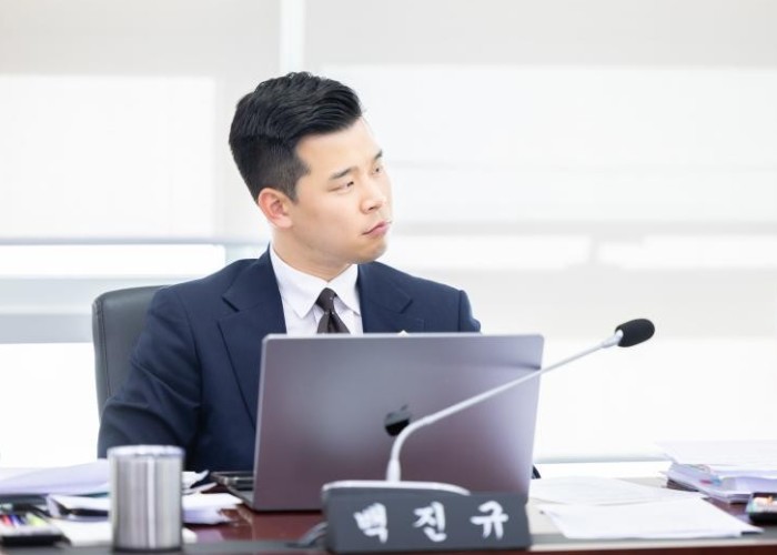 백진규 성남시의원, “시민 안전은 엄정하게, 지역 여건은 세심하게…불법 주정차 단속 개선 촉구” 기사 이미지