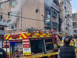 성남 태평3동 다세대주택 화재로 "대응1단계"발령  기사 이미지